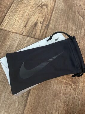 Nike sunglasses Black Drawstring Swoosh Pouch